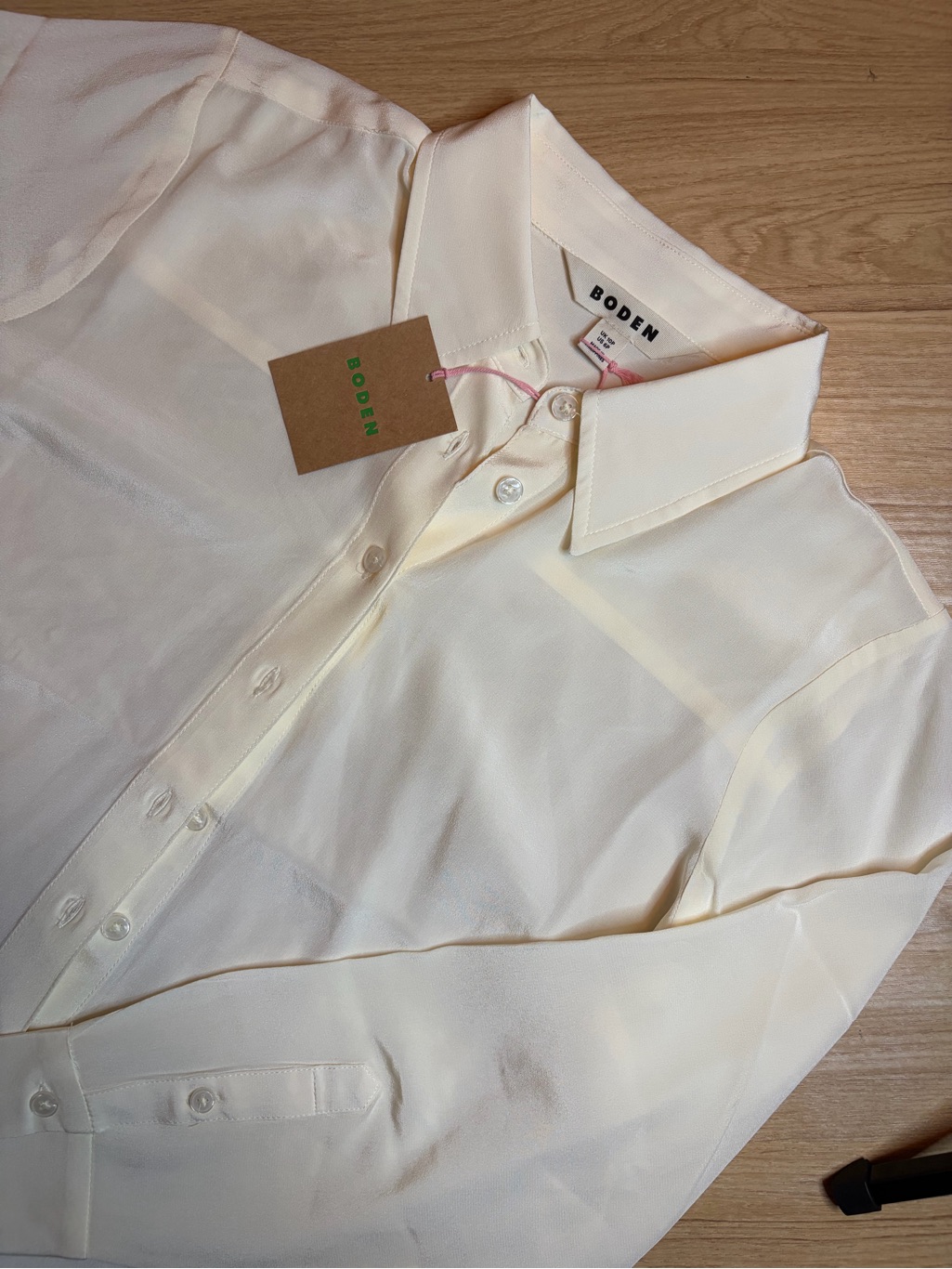 Boden Ivory Silk Button-Up Shirt Us 6p